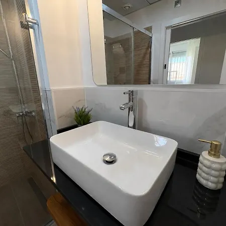 Casa Con Terraza En *