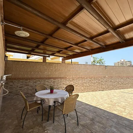Casa Con Terraza En * Fuengirola